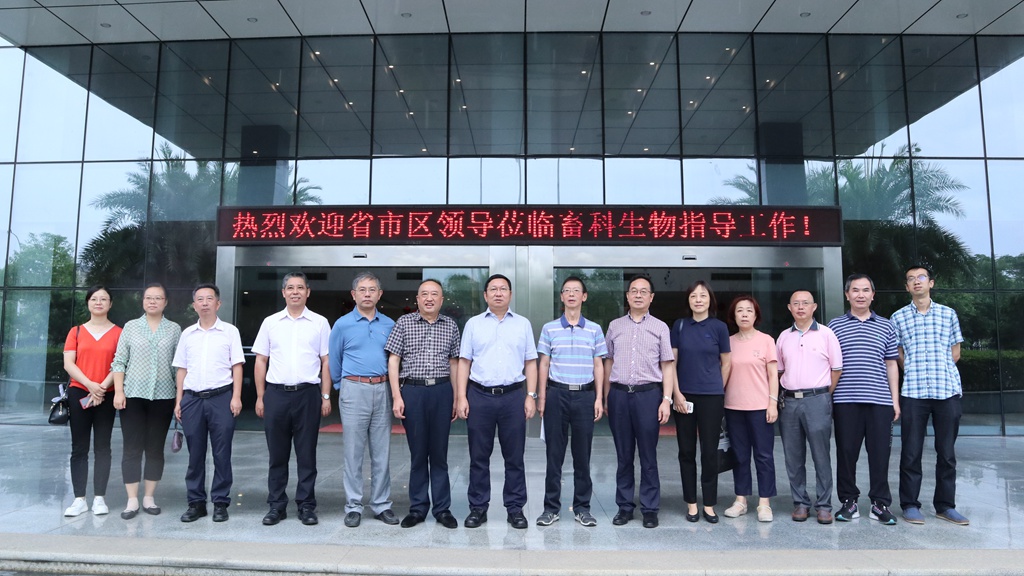 news04.jpg news04.jpg