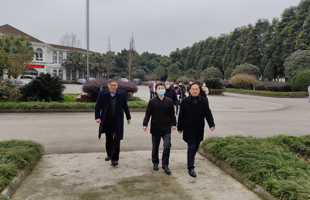 news02.jpg news02.jpg